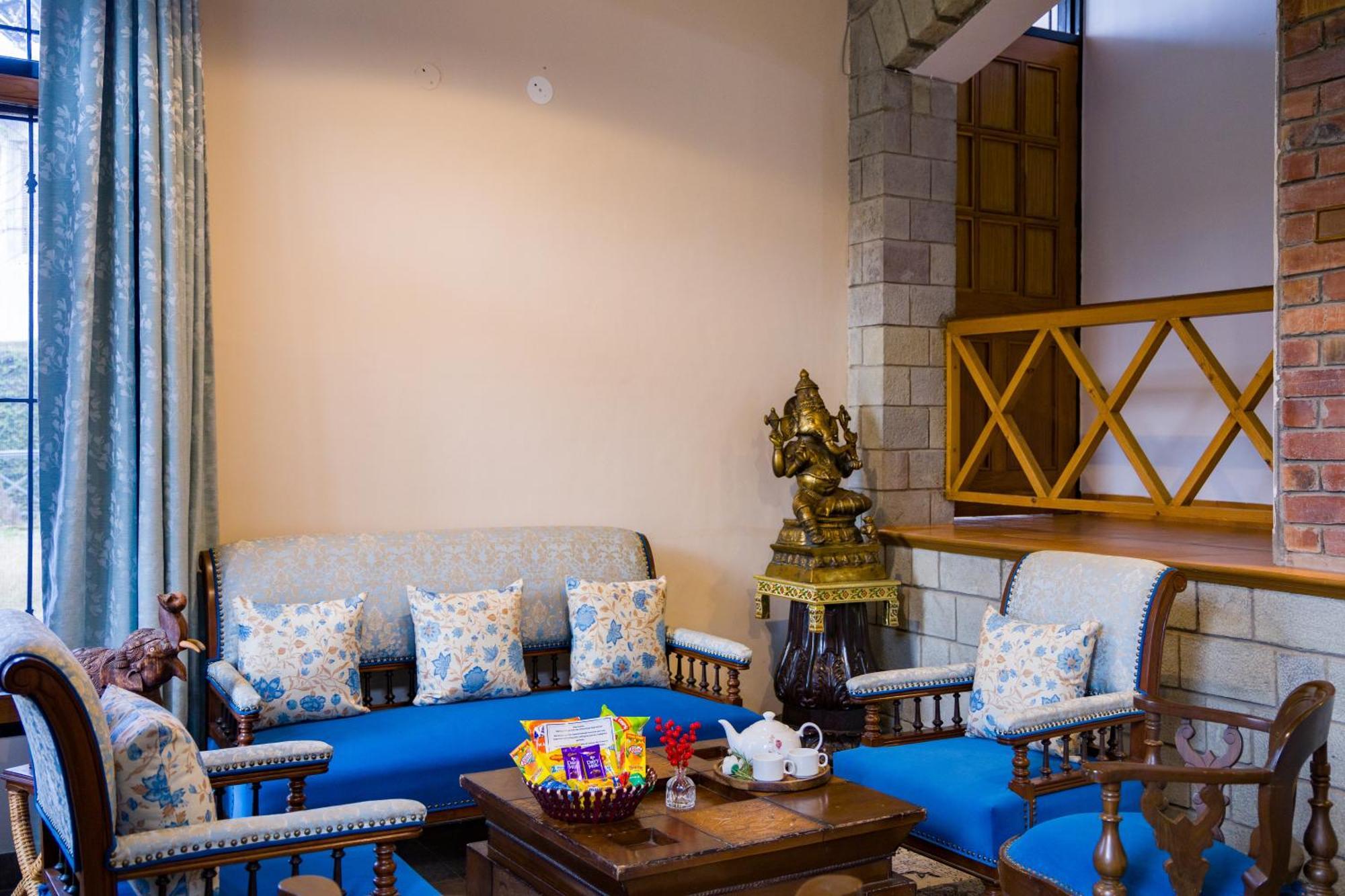 Alaya Stays Mehar Villa - 3 Bhk With Garden & Scenic Views كاساولى المظهر الخارجي الصورة