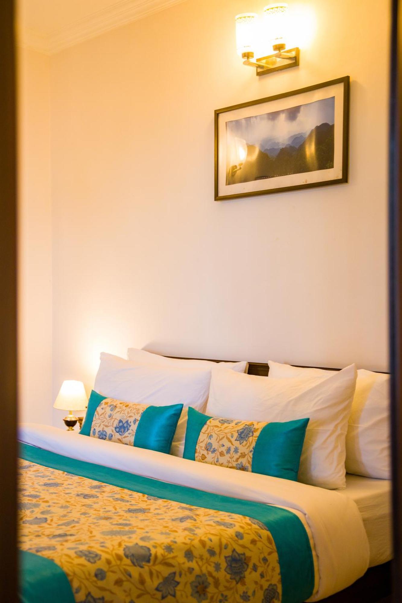 Alaya Stays Mehar Villa - 3 Bhk With Garden & Scenic Views كاساولى المظهر الخارجي الصورة